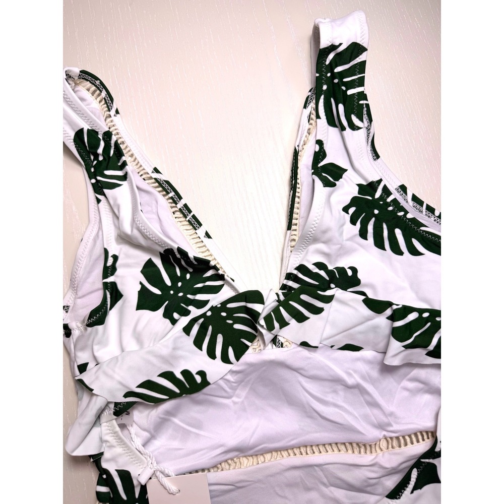 CUPSHE Green Tropical Leaf Ruffle One-Piece Swimsuit | NWT - SIZE M‎ - Picture 7 of 9
